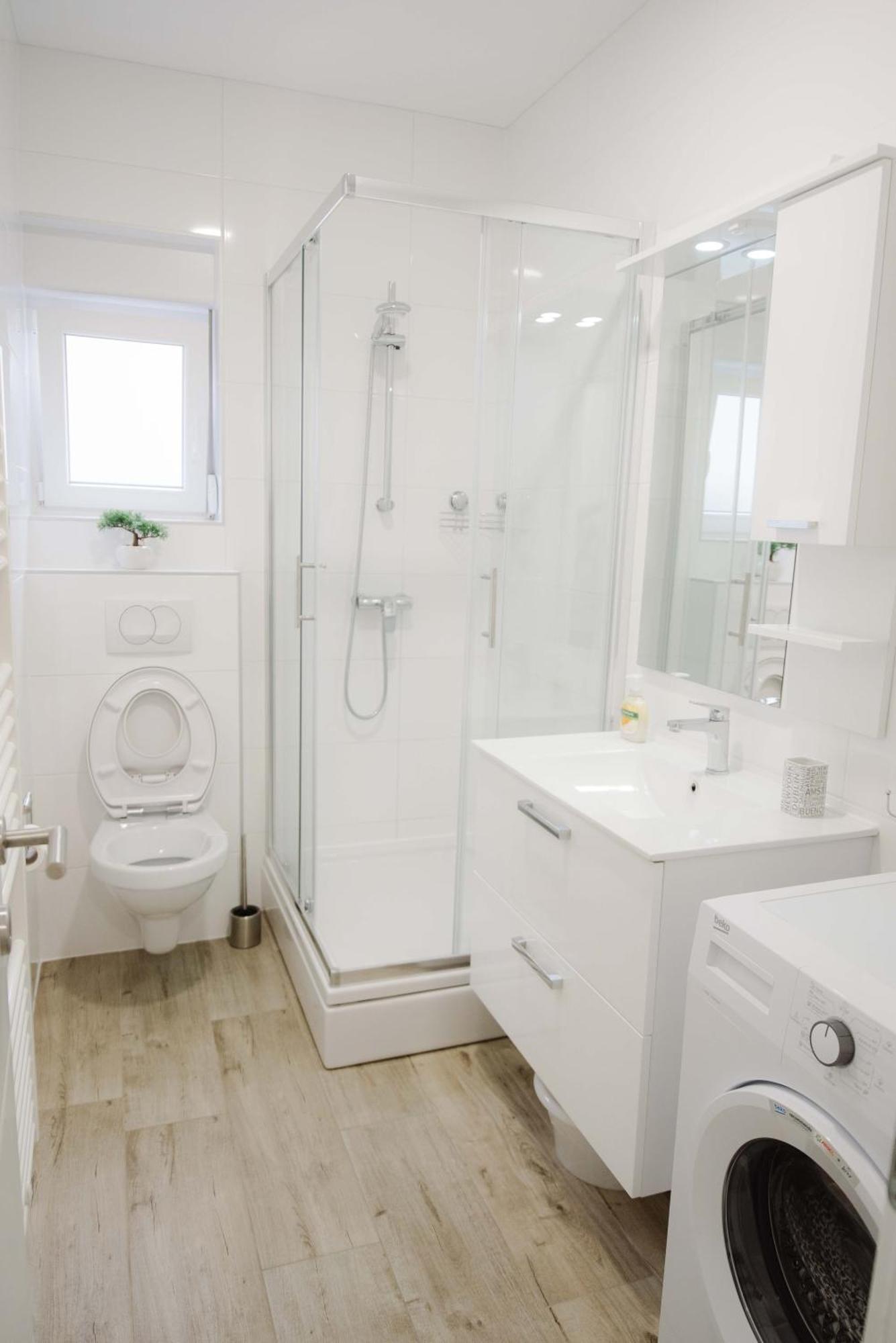 Ruza Apartmani Zara Esterno foto