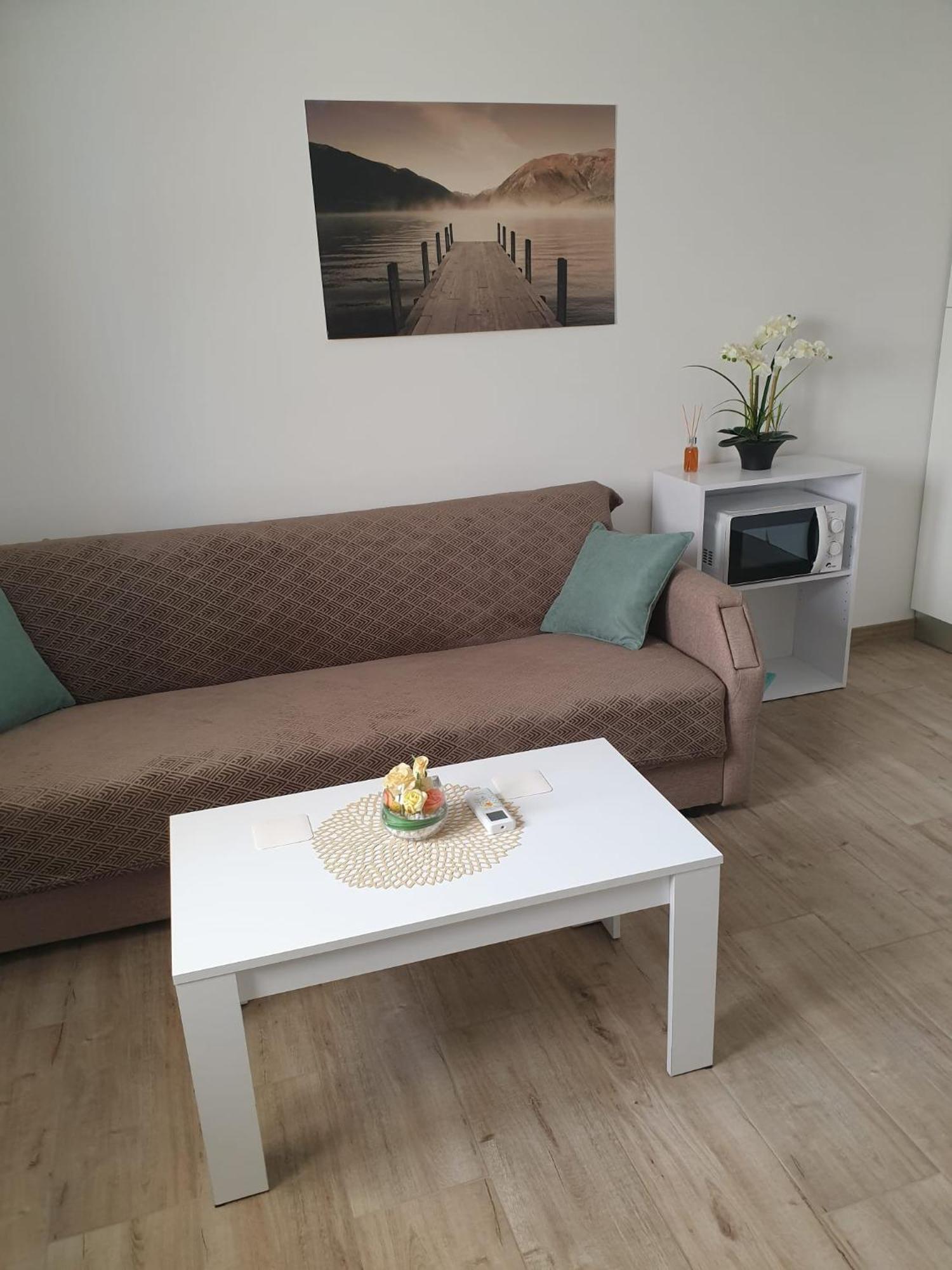 Ruza Apartmani Zara Esterno foto